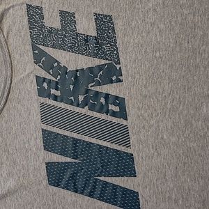 Womens Nike long sleeve shirt size large